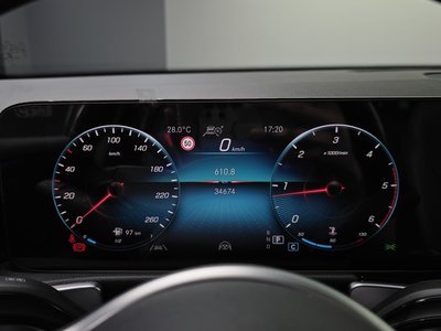 2022 Mercedes-BENZ GLB — миниатюра 11