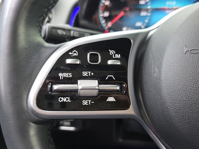 2022 Mercedes-BENZ GLB — миниатюра 27