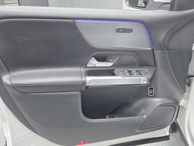 2022 Mercedes-BENZ GLB — миниатюра 14