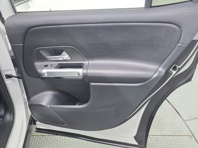 2022 Mercedes-BENZ GLB — миниатюра 15