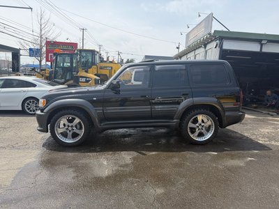 TOYOTA LAND CRUISER - 4