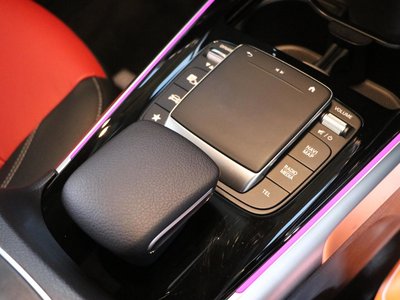 2022 Mercedes-BENZ GLB — миниатюра 37