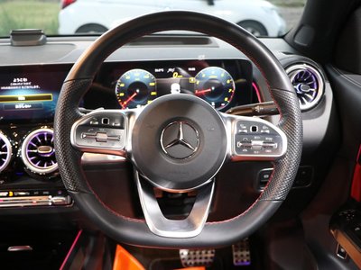 2022 Mercedes-BENZ GLB — миниатюра 25