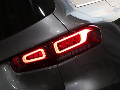 2022 Mercedes-BENZ GLB — миниатюра 53
