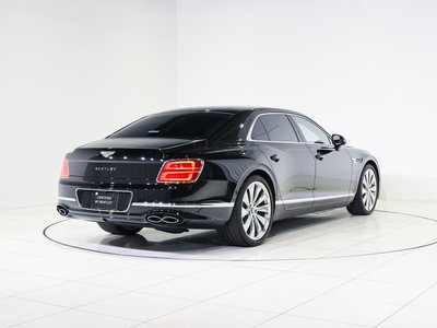 BENTLEY FLYING SPUR - 6