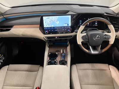 LEXUS RX - 8