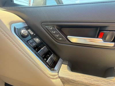 2026 Toyota LAND CRUISER 300 — миниатюра 40