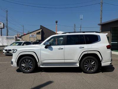 2026 Toyota LAND CRUISER 300 — миниатюра 18