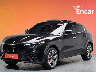 MASERATI LEVANTE - 1