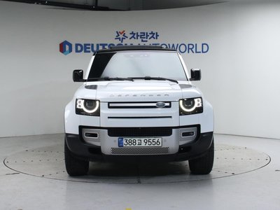 LAND ROVER DEFENDER - 2