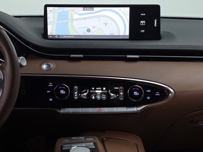 2022 Genesis GV70 thumbnail 19