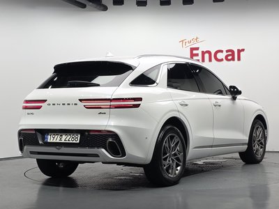 2022 Genesis GV70 photo 3