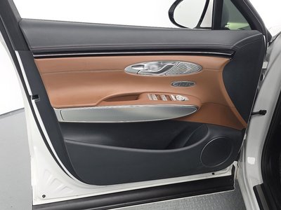 2022 Genesis GV70 thumbnail 14