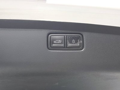 2022 Genesis GV70 thumbnail 30