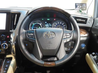 2023 TOYOTA ALPHARD photo 5