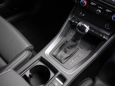 2025 AUDI Q3 缩略图 12