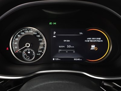GENESIS G80 (RG3) - 8