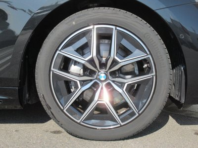 2025 BMW I5 缩略图 14
