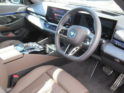 2025 BMW I5 缩略图 34