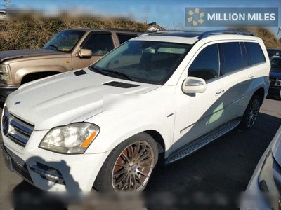 MERCEDES-BENZ GLA - 4