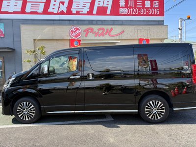 صورة مصغرة 11 لـ 2020 Toyota GRAND ACE