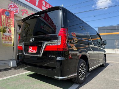 صورة 2 لـ 2020 Toyota GRAND ACE