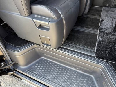 صورة مصغرة 46 لـ 2020 Toyota GRAND ACE