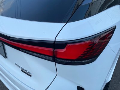 صورة مصغرة 13 لـ 2023 Lexus RX