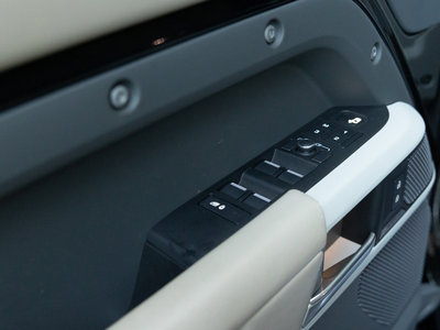 2021 LAND Rover DEFENDER 照片 5