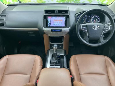 TOYOTA LAND CRUISER PRADO - 4