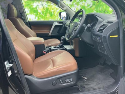 TOYOTA LAND CRUISER PRADO - 5