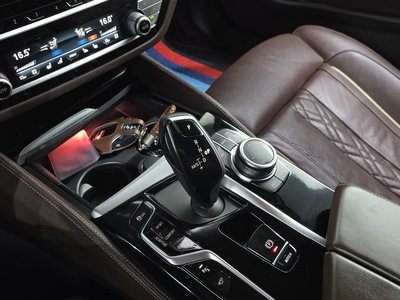 2022 BMW 5 SERIES 缩略图 12