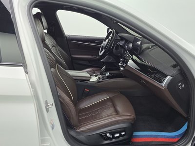 2022 BMW 5 SERIES 缩略图 16