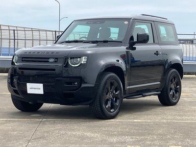 LAND ROVER DEFENDER - 10