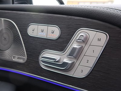 MERCEDES-BENZ GLS - 6