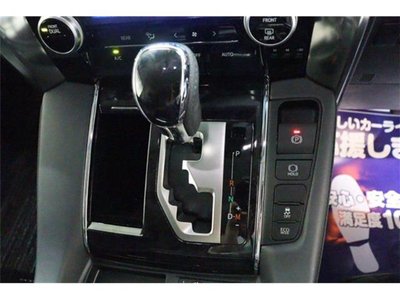 TOYOTA ALPHARD - 10