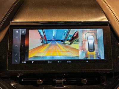 2025 Aston Martin DBX 缩略图 32