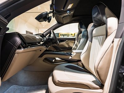 2025 Aston Martin DBX 缩略图 22