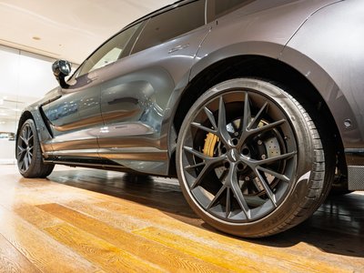 صورة 10 لـ 2025 Aston Martin DBX