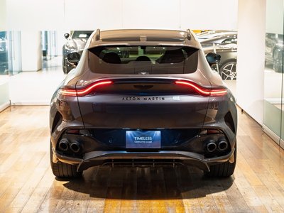 صورة 6 لـ 2025 Aston Martin DBX