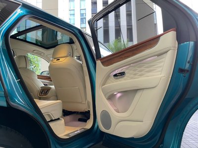 2025 Bentley BENTAYGA 缩略图 12