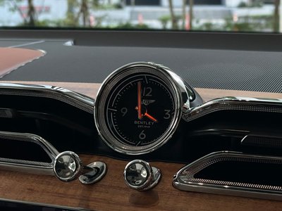2025 Bentley BENTAYGA 缩略图 23