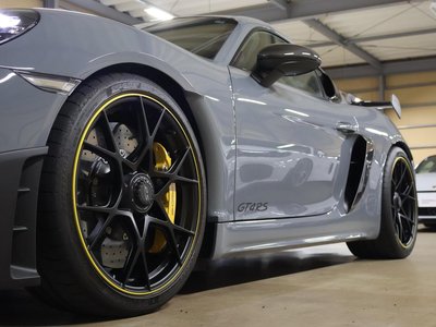 صورة مصغرة 73 لـ 2025 Porsche 718