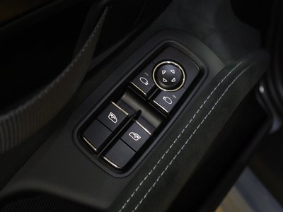 صورة مصغرة 37 لـ 2025 Porsche 718