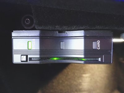 MERCEDES-BENZ E-CLASS - 10