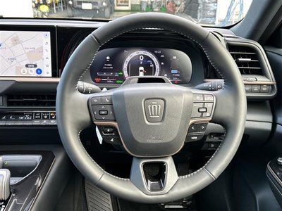 TOYOTA CROWN SPORT - 10