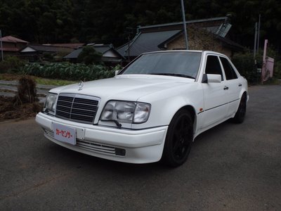 MERCEDES-BENZ MEDIUM-CLASS