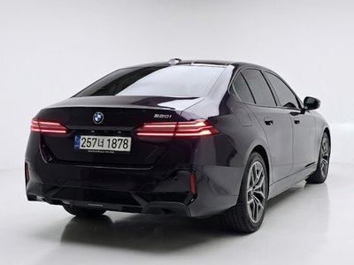BMW 5 SERIES - 5