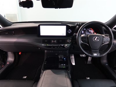 LEXUS LS - 8