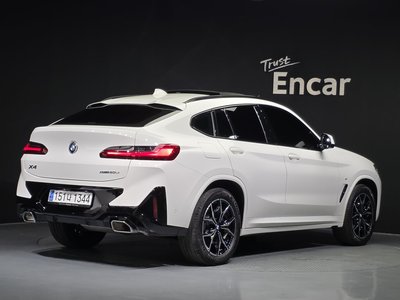 صورة 3 لـ 2024 BMW X4
